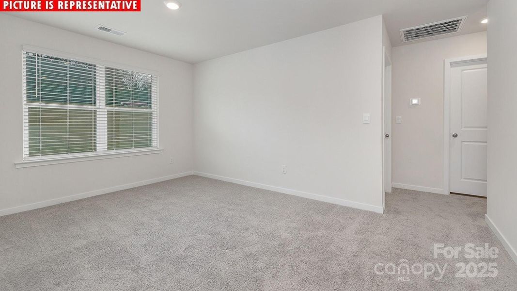 Spacious, unfurnished interior of a new home in Cardinal Creek, Charlotte (Image 24).