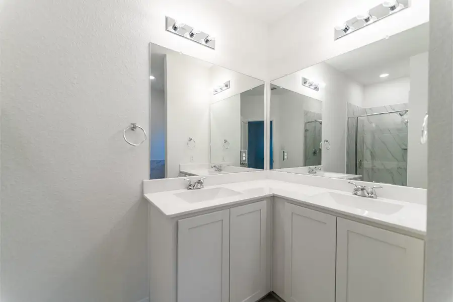 Furnished interior view inside a new home in Cielo, Conroe (Image 4).