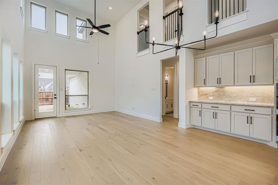 Spacious, unfurnished interior of a new home in Mosaic 40s, Celina (Image 18).