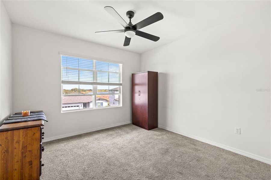 Spacious, unfurnished interior of a new home in Eden Hills, Lake Alfred (Image 24).