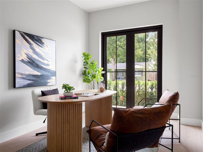 Furnished interior view inside a new home in , Orlando (Image 35).
