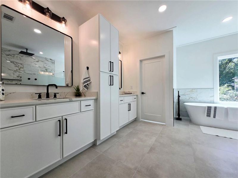 Furnished interior view inside a new home in , Atlanta (Image 16).