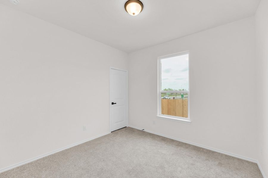 Spacious, unfurnished interior of a new home in Mustang Valley, Manor (Image 22).