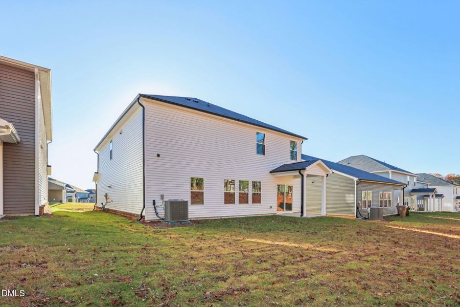 38-web-or-mls-Raleigh - Oak Manor - 145