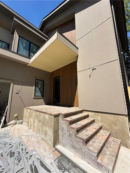Exterior details and patio area of a home in , Decatur (Image 3).