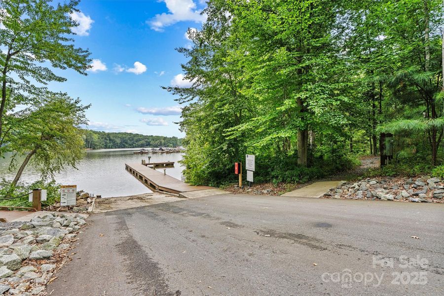 Residents enjoy exclusive access to a private boat ramp—making it easy to launch into lake adventures right from the neighborhood, whether you're heading out to paddle, fish, or cruise the scenic waters of Lake Wylie Residents enjoy exclusive access to a private boat ramp—making it easy to launch into lake adventures right from the neighborhood, whether you're heading out to paddle, fish, or cruise the scenic waters of Lake Wylie