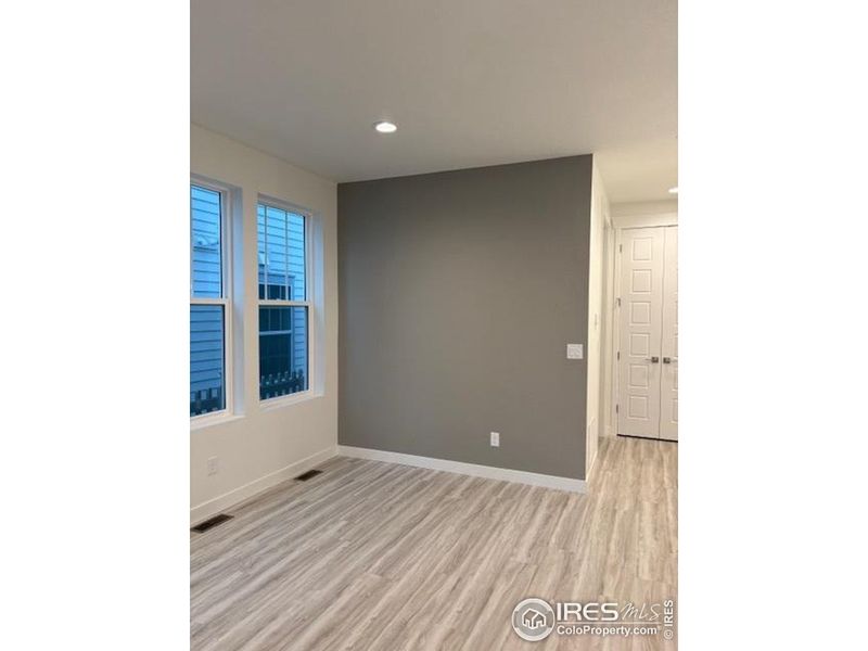 Spacious, unfurnished interior of a new home in Westerly, Erie (Image 14).