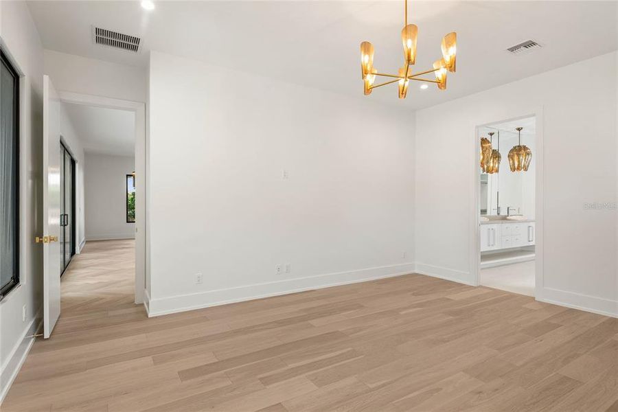 Spacious, unfurnished interior of a new home in , Winter Park (Image 18). Spacious, unfurnished interior of a new home in , Winter Park (Image 18).
