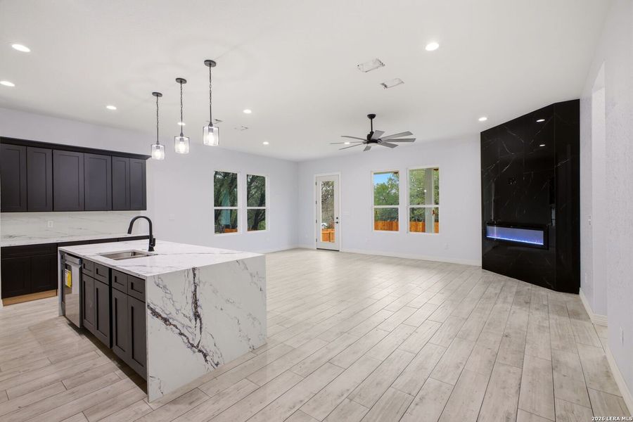 Spacious, unfurnished interior of a new home in , Spring Branch (Image 11).