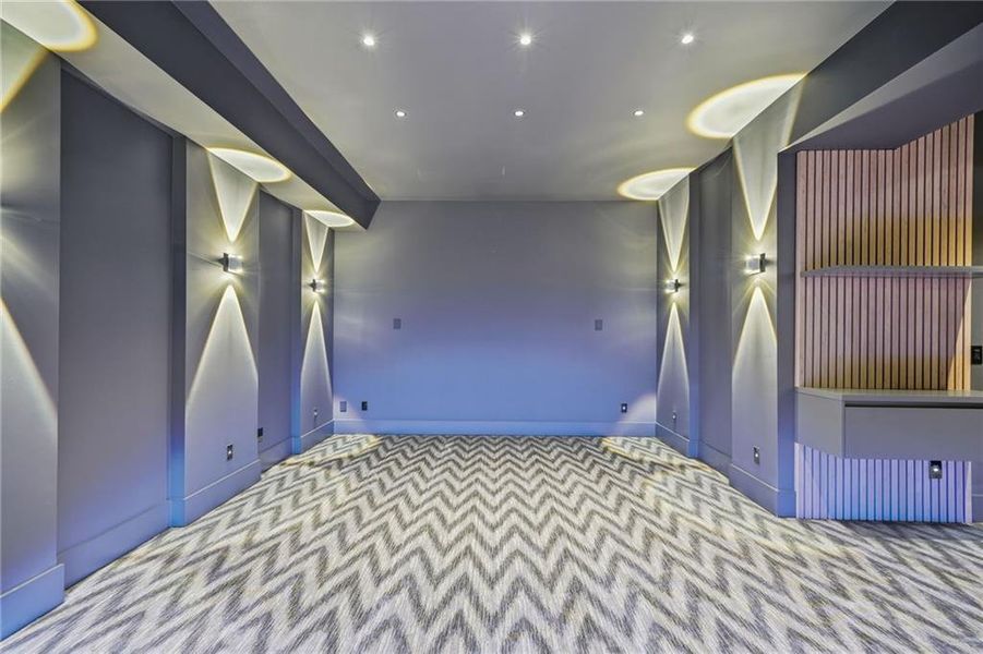 Spacious, unfurnished interior of a new home in , Atlanta (Image 28). Spacious, unfurnished interior of a new home in , Atlanta (Image 28).