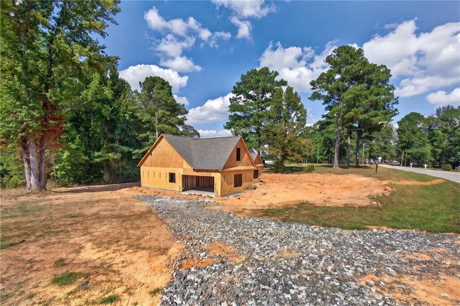 Image 40 of a home in .
