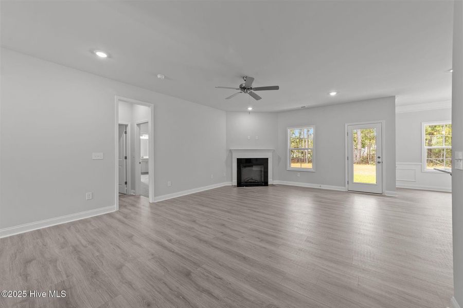 Spacious, unfurnished interior of a new home in Rutledge, Shallotte (Image 10).