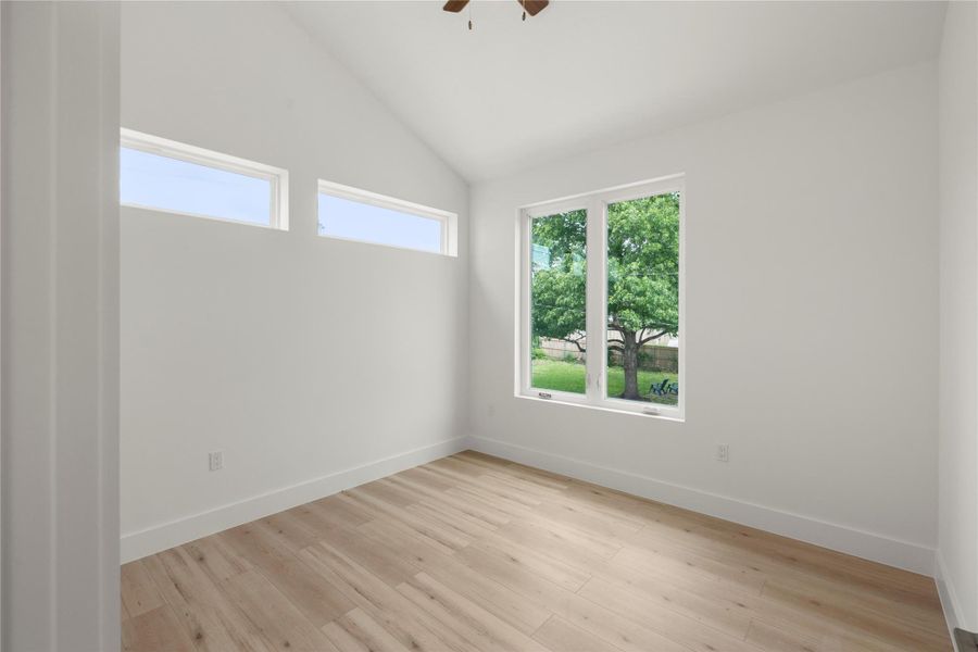 Spacious, unfurnished interior of a new home in , Austin (Image 14).
