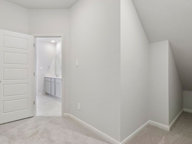 Spacious, unfurnished interior of a new home in , Marion (Image 20). Spacious, unfurnished interior of a new home in , Marion (Image 20).