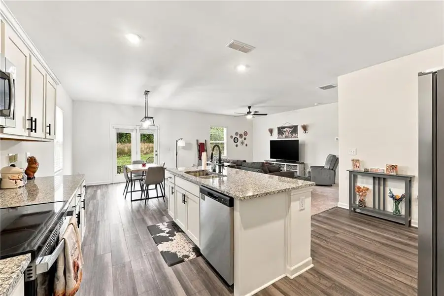 Furnished interior view inside a new home in Casteel, Bethlehem (Image 7).