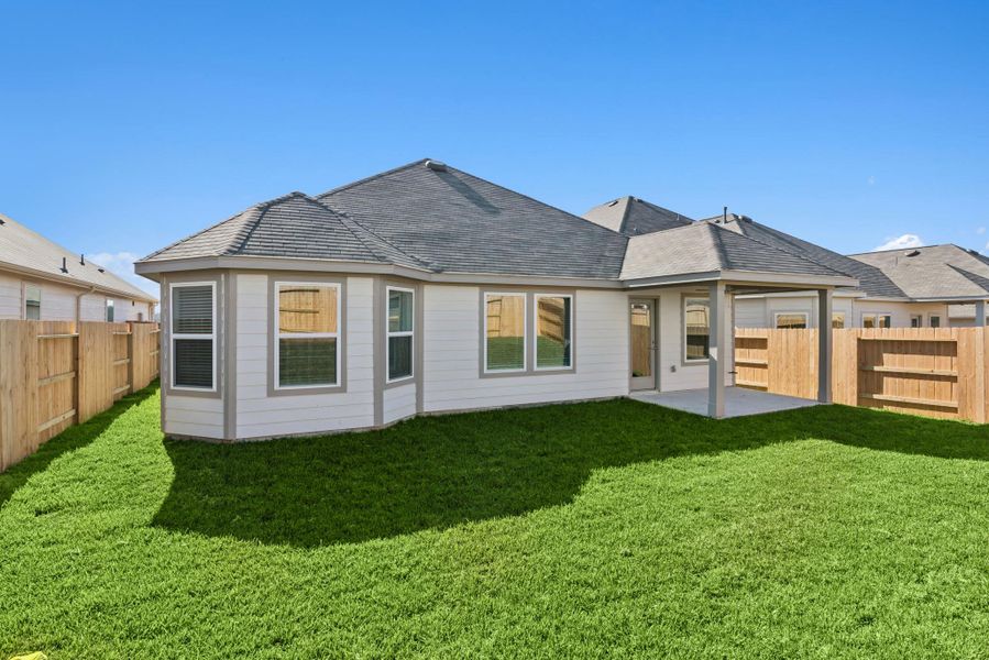 Exterior details and patio area of a home in Lone Star Landing, Montgomery (Image 29).