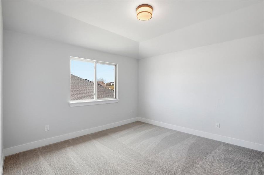 Spacious, unfurnished interior of a new home in Talon Hills, Fort Worth (Image 25).