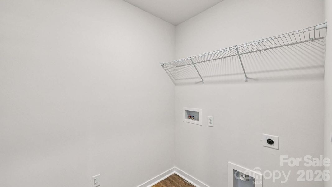 Spacious, unfurnished interior of a new home in Clark Creek Landing, Lincolnton (Image 30).