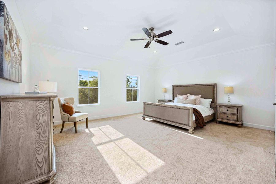 It’s giving retreat energy. With oversized windows and plenty of room for your Peloton or reading chair, this suite was made for unwinding. It’s giving retreat energy. With oversized windows and plenty of room for your Peloton or reading chair, this suite was made for unwinding.