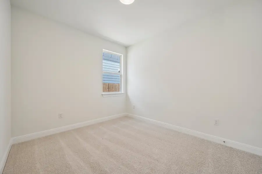 Spacious, unfurnished interior of a new home in Sage Hollow, Kyle (Image 19).
