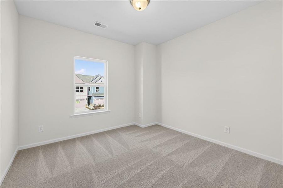 Spacious, unfurnished interior of a new home in Townes At The Stiles, Cartersville (Image 11).