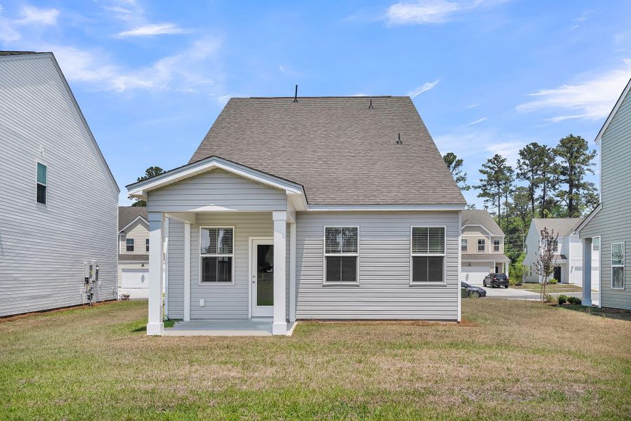 Exterior details and patio area of a home in Wildcat Chase, Summerville (Image 27).