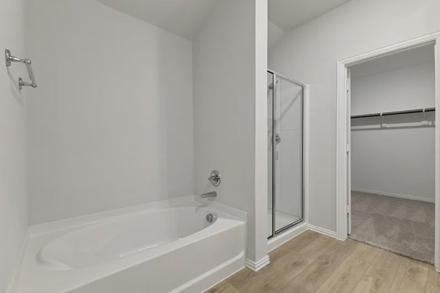 Furnished interior view inside a new home in Rolling Ridge, Van Alstyne (Image 7).