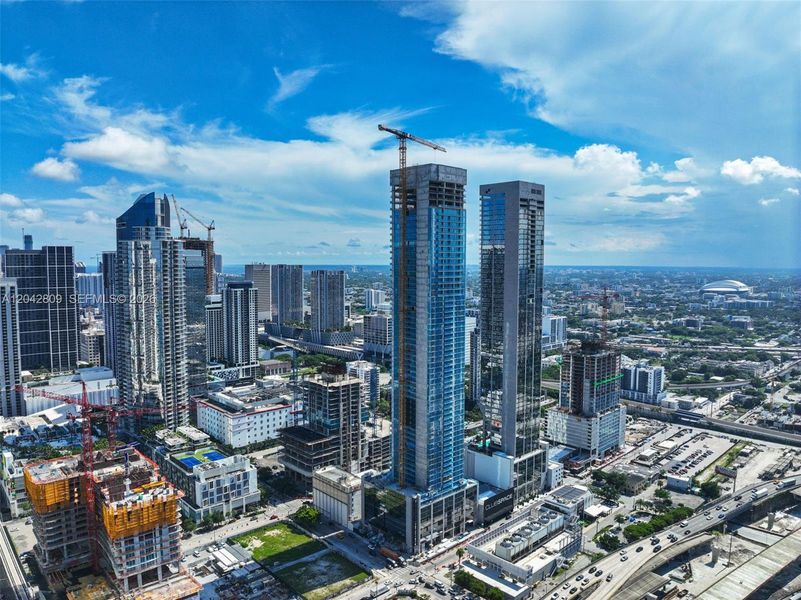 Condo located in Miami, FL showcasing its design and architecture (Image 36).