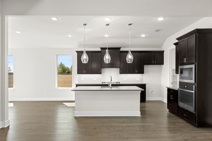 11. 2800 Andora - Kitchen 11. 2800 Andora - Kitchen