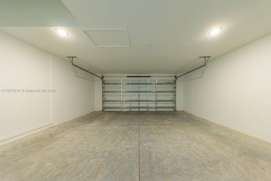 Image 28 of a home in . Image 28 of a home in .