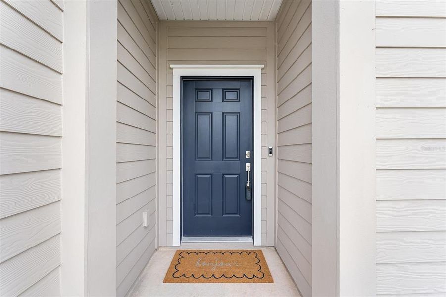 Exterior details and patio area of a home in Liberty Village: Liberty Village - Phase One, Ocala (Image 35).