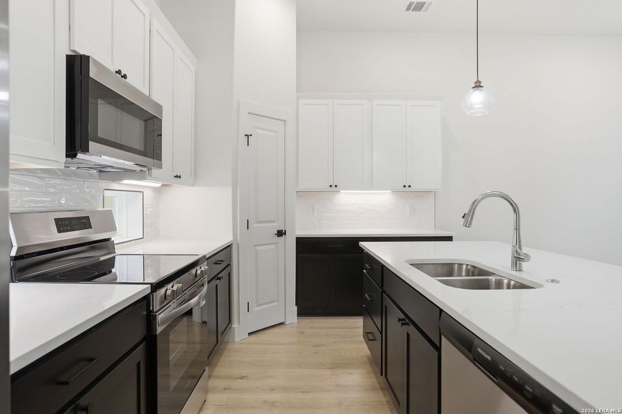 Image 22 of a home in .