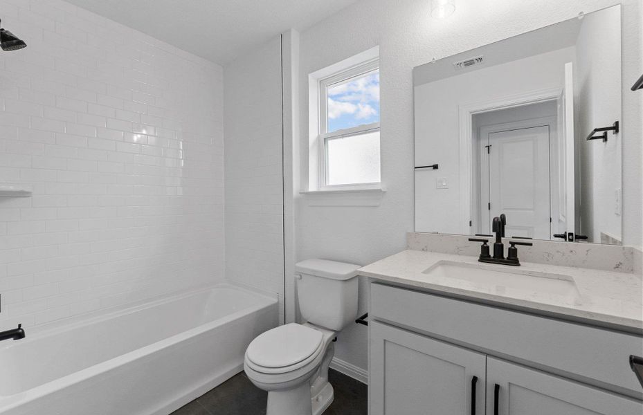 Furnished interior view inside a new home in Horizon Lake, Leander (Image 9). Furnished interior view inside a new home in Horizon Lake, Leander (Image 9).