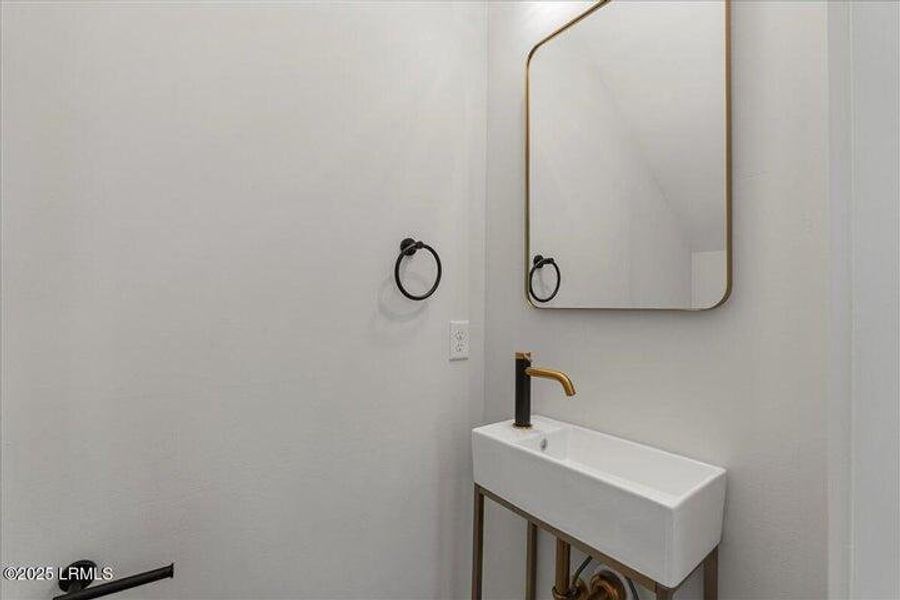 Furnished interior view inside a new home in , Beaufort (Image 4).