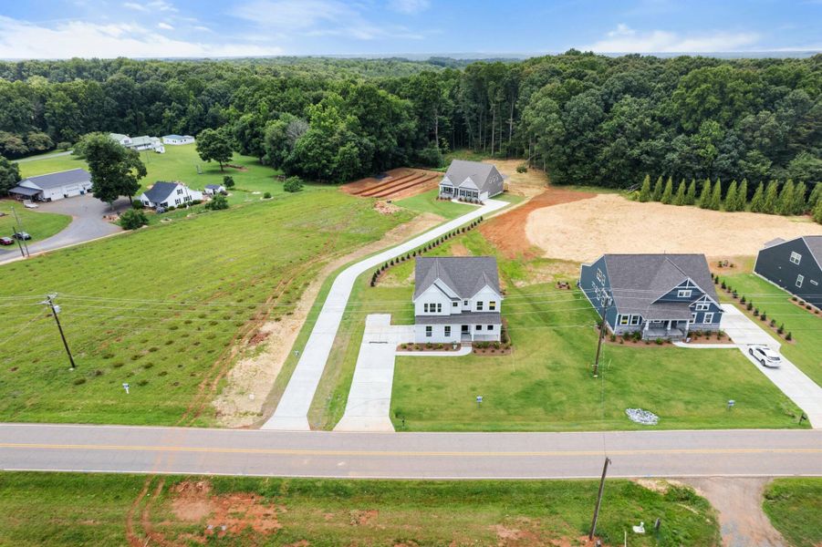 Image 43 of a home in Redland.