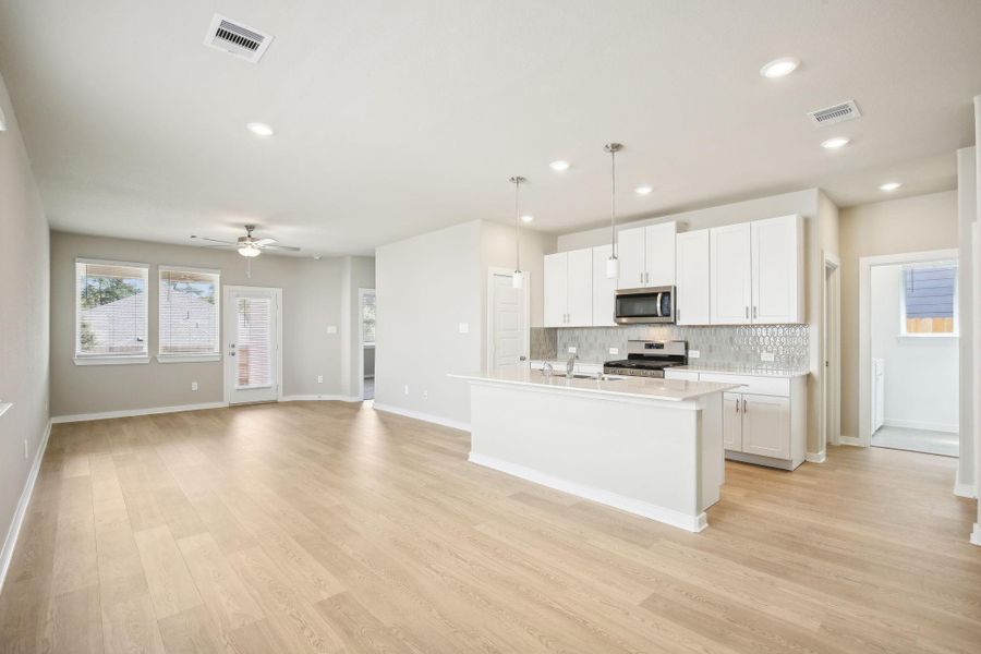 Photo is not of the actual home but is an inspirational photo of builder’s model home and may depict options, furnishings, and/or decorator features that are not included.