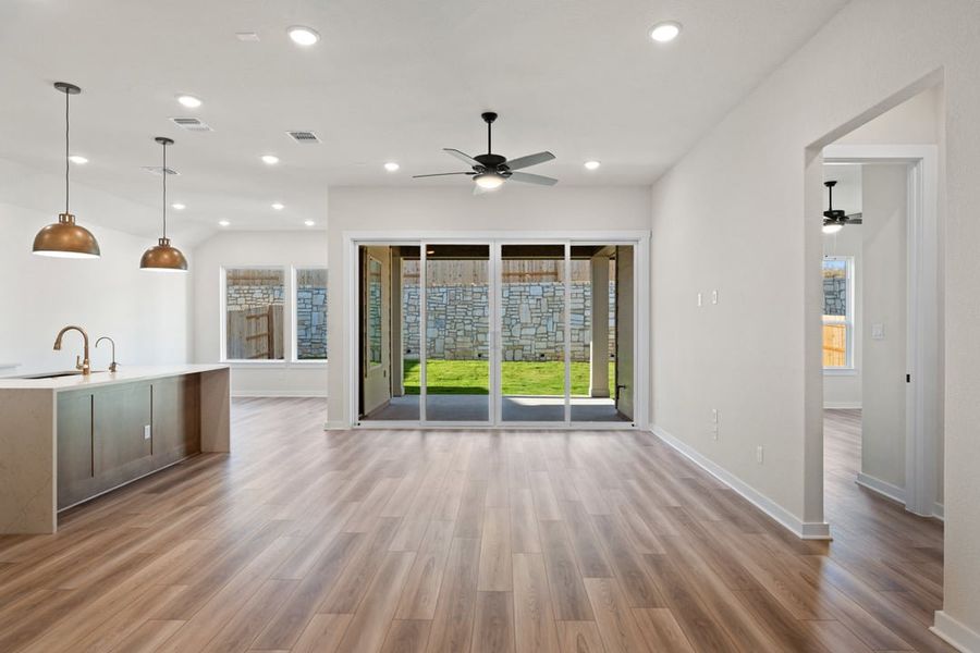 Spacious, unfurnished interior of a new home in Park Collection at Lariat, Liberty Hill (Image 21).