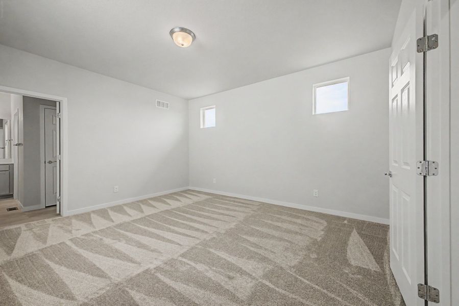 Spacious, unfurnished interior of a new home in Painted Prairie, Aurora (Image 26).