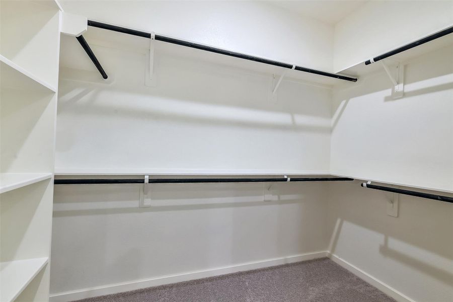 Spacious, unfurnished interior of a new home in Summer Place  35', Montgomery (Image 49).
