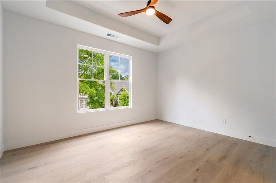 Spacious, unfurnished interior of a new home in , Gainesville (Image 59).