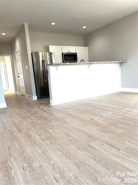 Spacious, unfurnished interior of a new home in , Gastonia (Image 9).