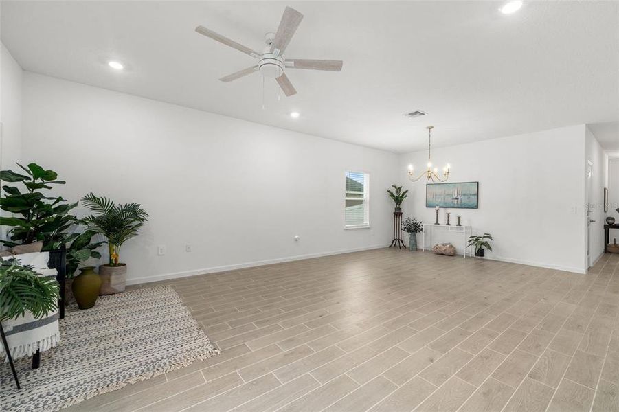 Spacious, unfurnished interior of a new home in , Alachua (Image 20).