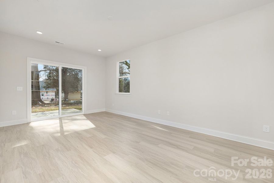 Spacious, unfurnished interior of a new home in , Statesville (Image 14).