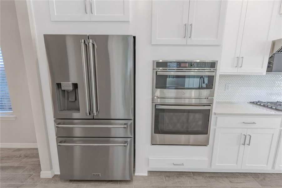 Close-up of interior finishes inside a home in , Riverview (Image 19). Close-up of interior finishes inside a home in , Riverview (Image 19).