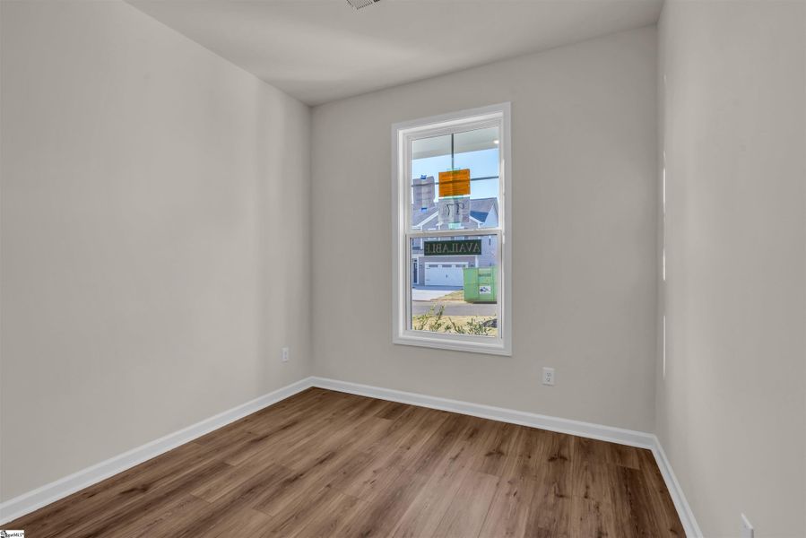 Spacious, unfurnished interior of a new home in Halton Oaks, Spartanburg (Image 11).