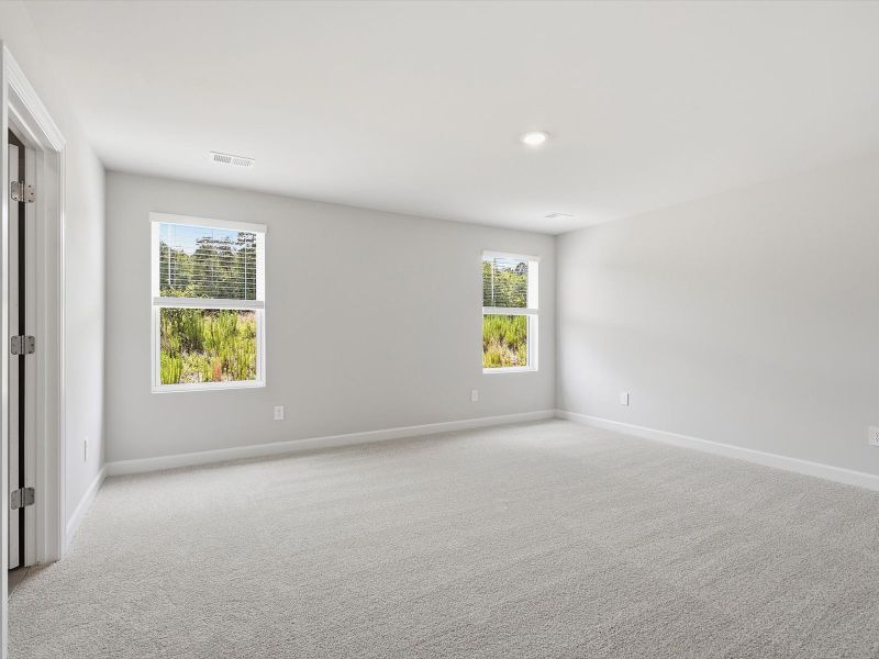 Spacious, unfurnished interior of a new home in Collier Ridge, Moore (Image 16). Spacious, unfurnished interior of a new home in Collier Ridge, Moore (Image 16).