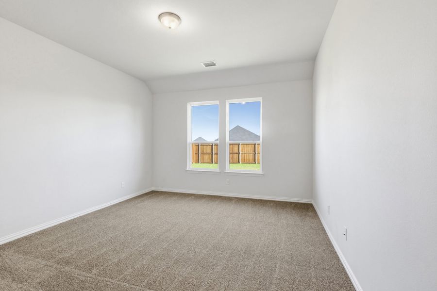 Spacious, unfurnished interior of a new home in Elevon, Lavon (Image 34).