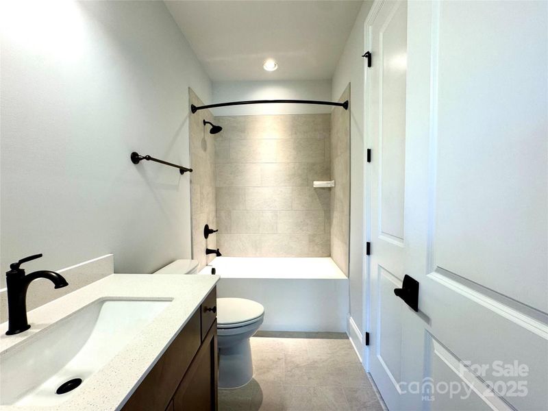 Furnished interior view inside a new home in Saddlehorn, Troutman (Image 11). Furnished interior view inside a new home in Saddlehorn, Troutman (Image 11).