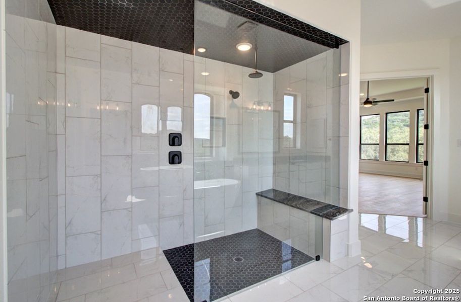 Furnished interior view inside a new home in Verandas at the Rim, San Antonio (Image 19).