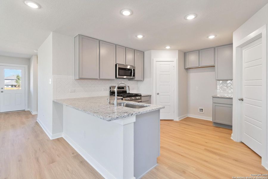 Furnished interior view inside a new home in Willow Point, San Antonio (Image 10). Furnished interior view inside a new home in Willow Point, San Antonio (Image 10).